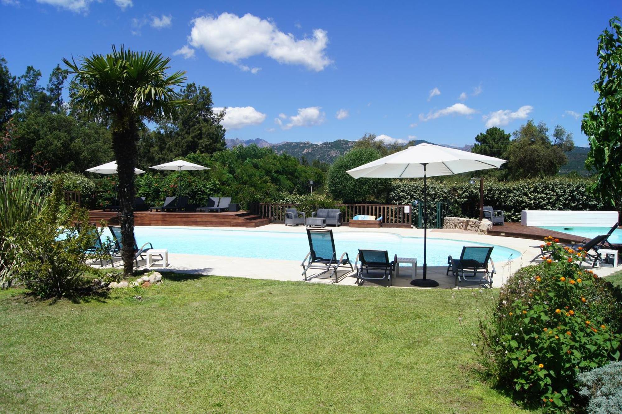 Residence Les Jardins De Sainte-Lucie "Piscine Chauffee" Exterior foto